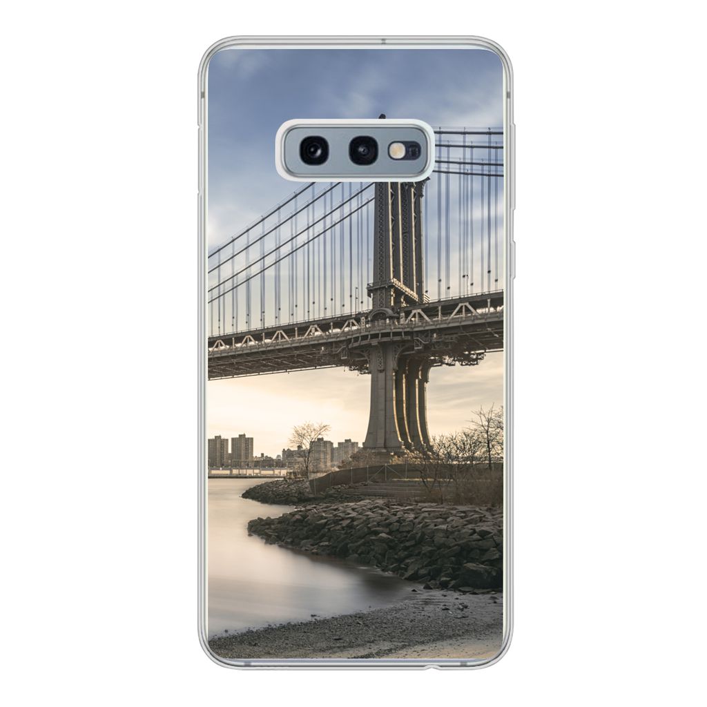 MuchoWow Handyhülle Schutzhülle Hülle für Samsung Galaxy S10e New York - Fluss - Brücke Silikon Softcase Handy Hülle - Handy