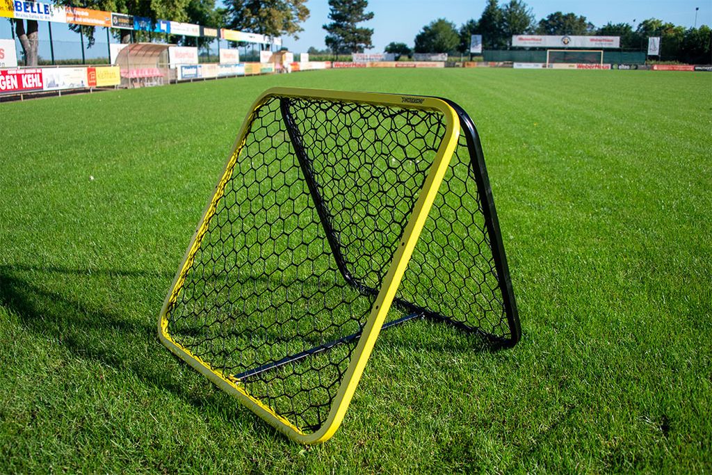 Rebounder/Rückprallnetz - Doppelseitig - 90 x 90cm - verstellbarer Winkel - Ideal für Fußballtrainings !