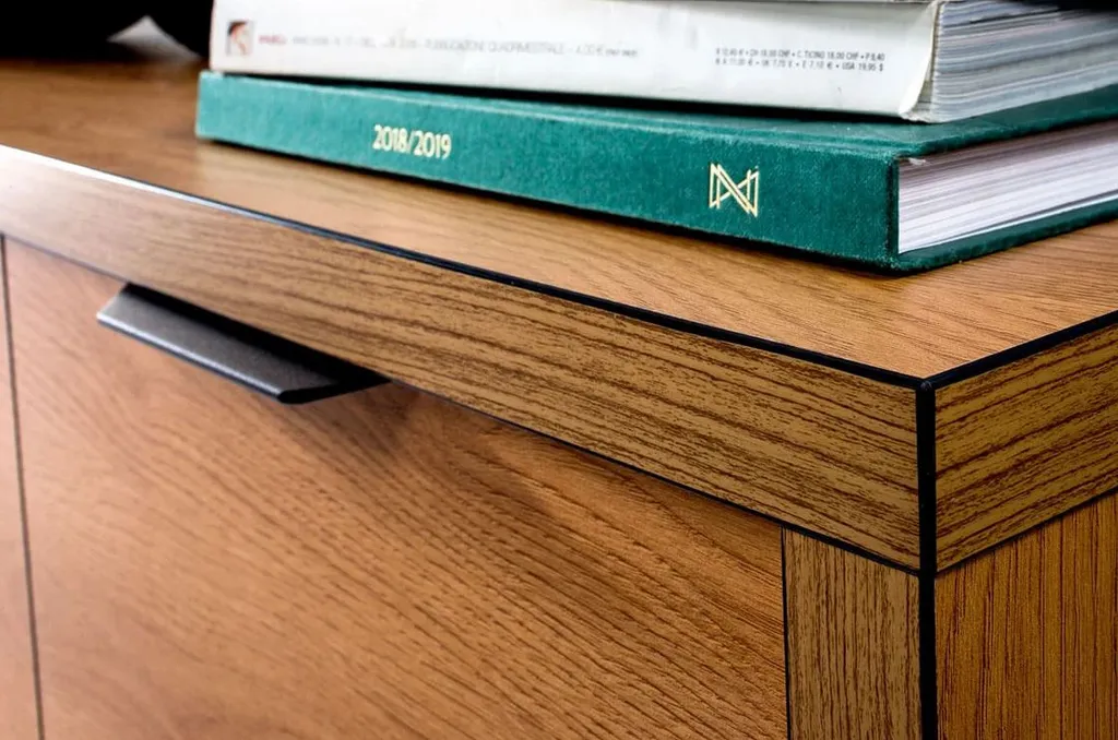 Commode combinée DELA chêne caramel : meuble de rangement élégant