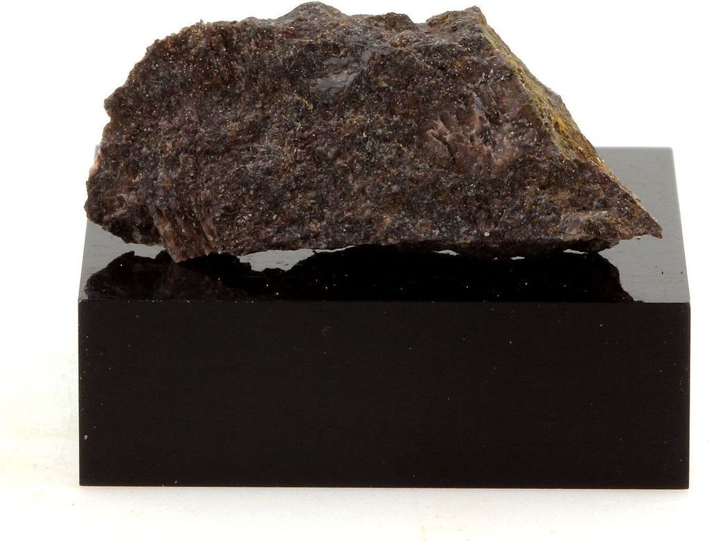Granat-Skarn 16,79 Karat