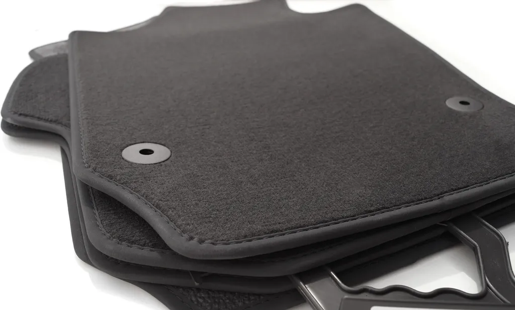 Tappetini Personalizzati VW Polo 6N 1994-2001 Velluto con Bottoni