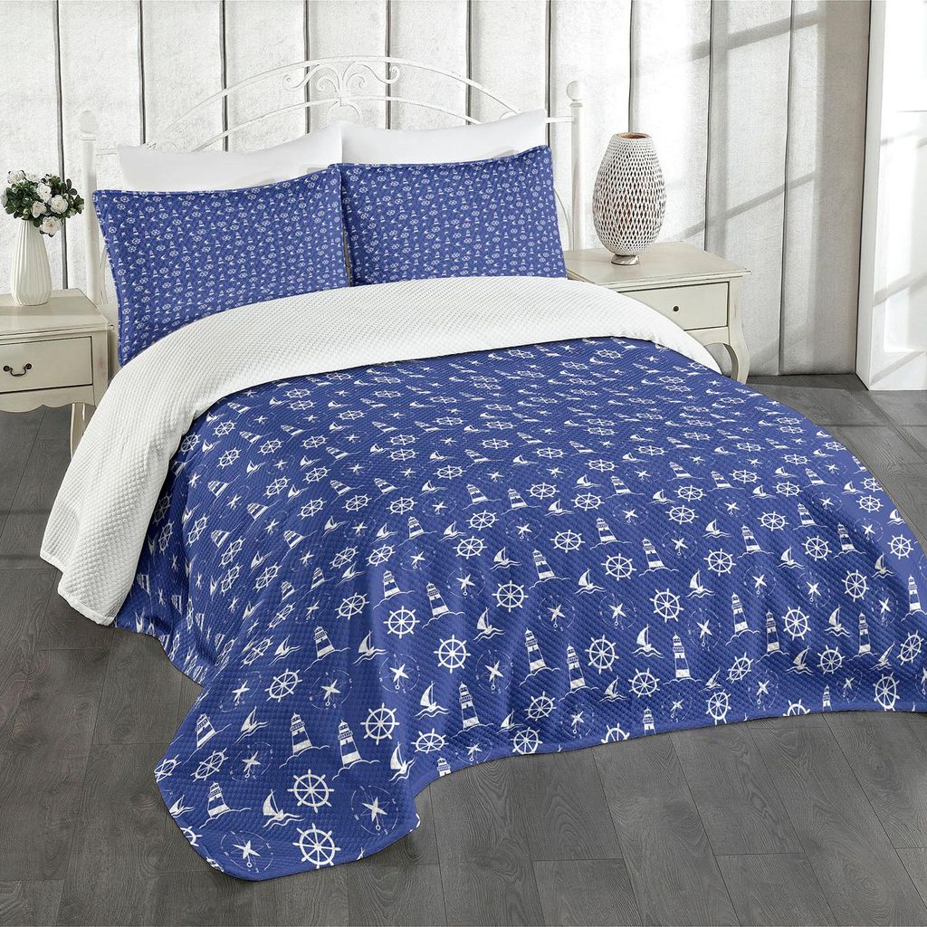 ABAKUHAUS Leuchtturm Tagesdecke Set, Marine Silhouetten Kompass Schiffe und Lenkrad nautische Anordnung, 264 x 220 cm, Violett Blau Weiß