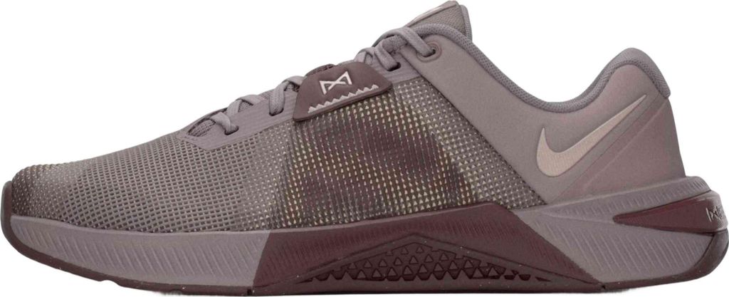 Nike Sneakers HQ2620-200 in BROWN color size 37.5 Produktbild 