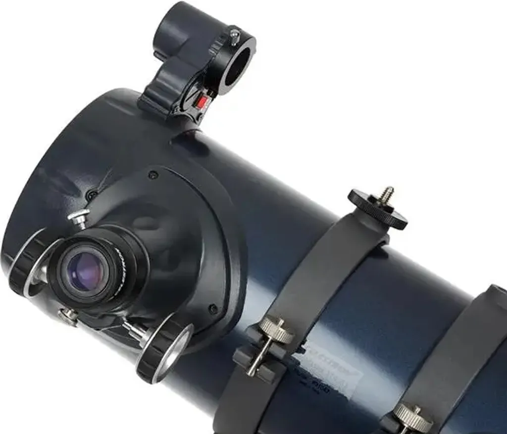 Télescope AstroMaster 114EQ Celestron - Optiques Traitées et Image Nette