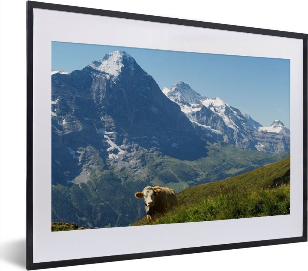 MuchoWow MuchoWow Gerahmtes Poster Schweizer Kuh vor dem Eiger in der Jungfrauregion 40x30 cm - Poster mit zchwarzem Bilderrahmen - Bilderrahme...
