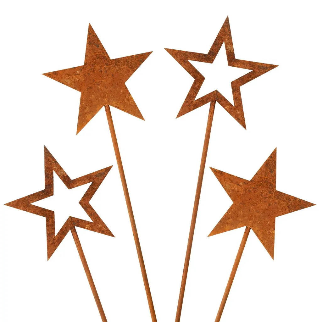Aménager votre jardin d'hiver avec 4 piquets étoiles aspect rouille