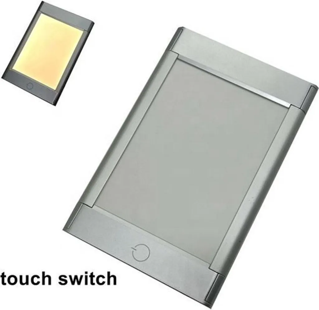 Spot LED rectangulaire 12V extra plat argent pour camping-car et bateau