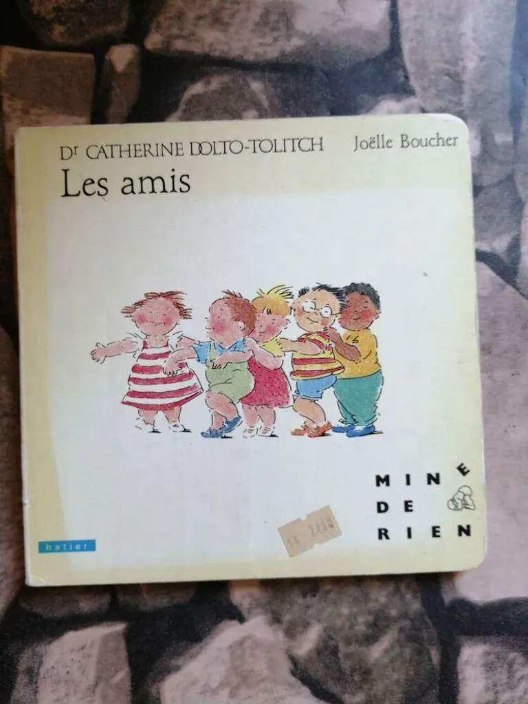 Doudou Les Amis Kaloo : petit agneau en peluche crème de 19 cm pour bébé