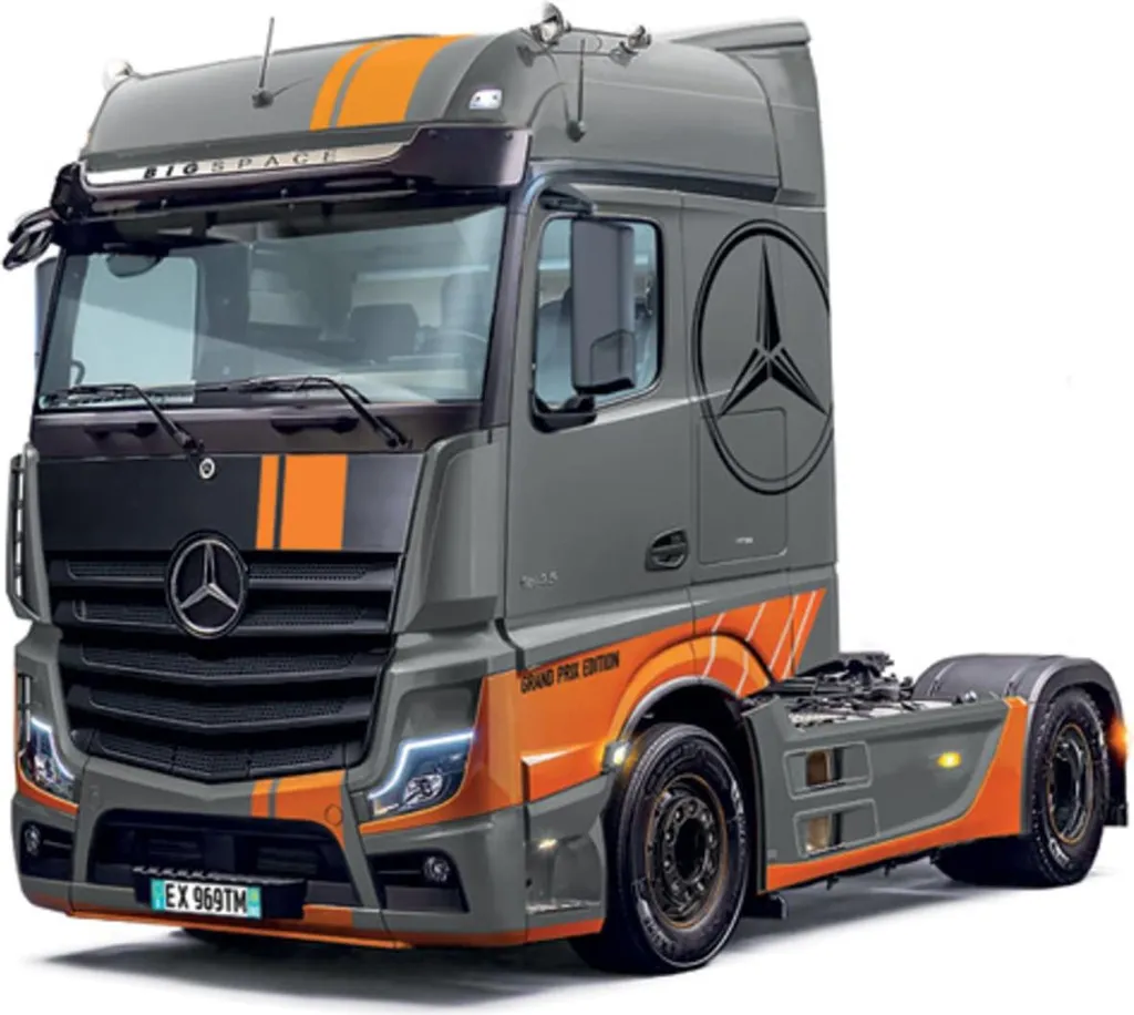 Maquette à monter Mercedes-Benz MP4 BigSpace Italeri 1:24 Kit Plastique