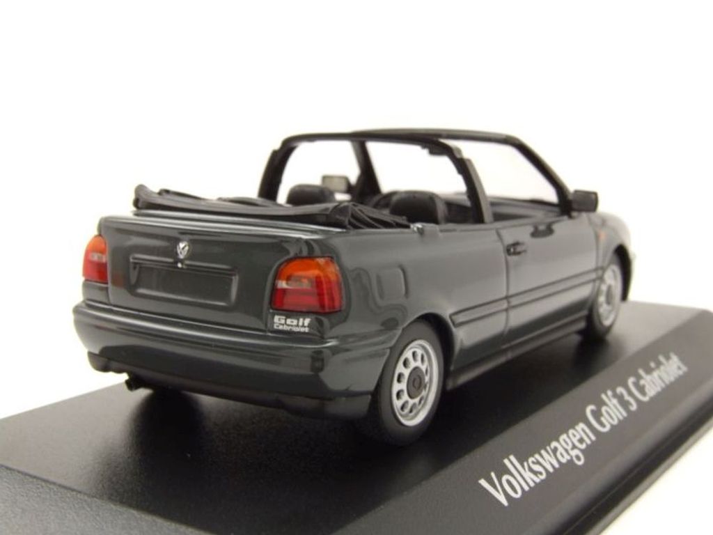 Maxichamps 940055531 VW Golf 3 Cabrio 1997 grau metallic Produktbild 3