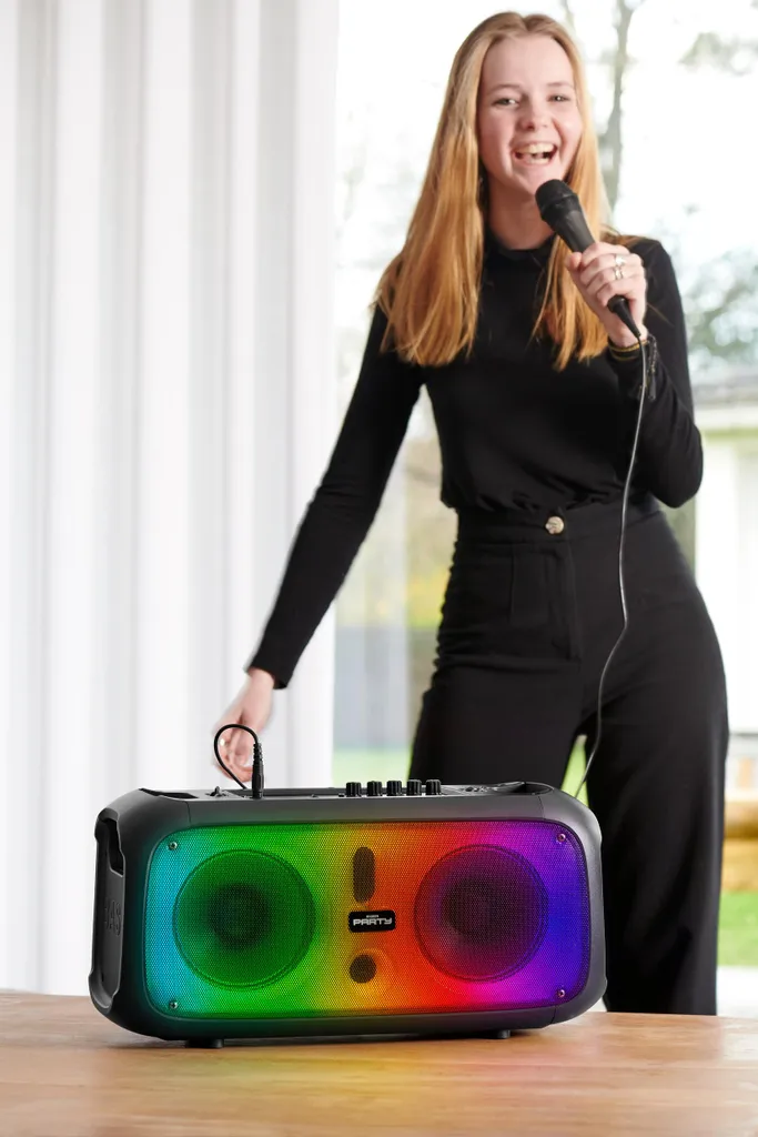 BigBen Interactive PARTYBTHPLH - Altoparlante Bluetooth potente, senza fili, luminoso, prese USB, MicroSD, AUX-IN, equalizzatore, potenza musicale 200W - 6