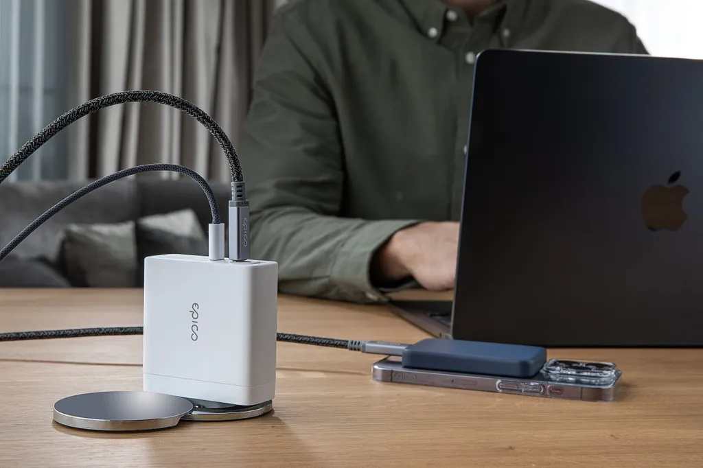 Epico Thunderbolt 4 Câble Tressé 1,5m Gris Spatial - Haute Performance