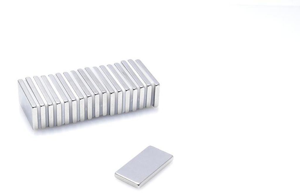 Top Magnesy - 50 Stück Neodym Magnete 20x10x2 mm N38 - extra starke Haftmagnete für Montage, Werkstatt & Industrie