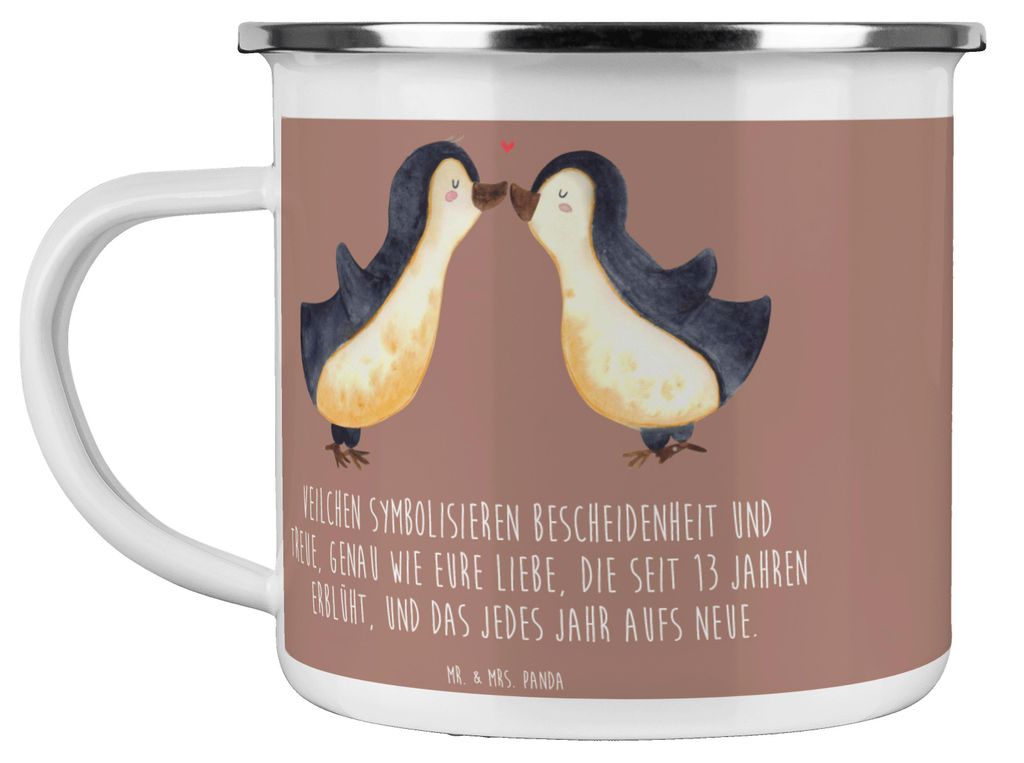 Mr. & Mrs. Panda Emaille Tasse 13. Hochzeitstag Veilchenhochzeit - Braun Pastell - Geschenk, Ehe, Outdoor, Teetasse, Pott, Haferl, Geschenke, Hocht...