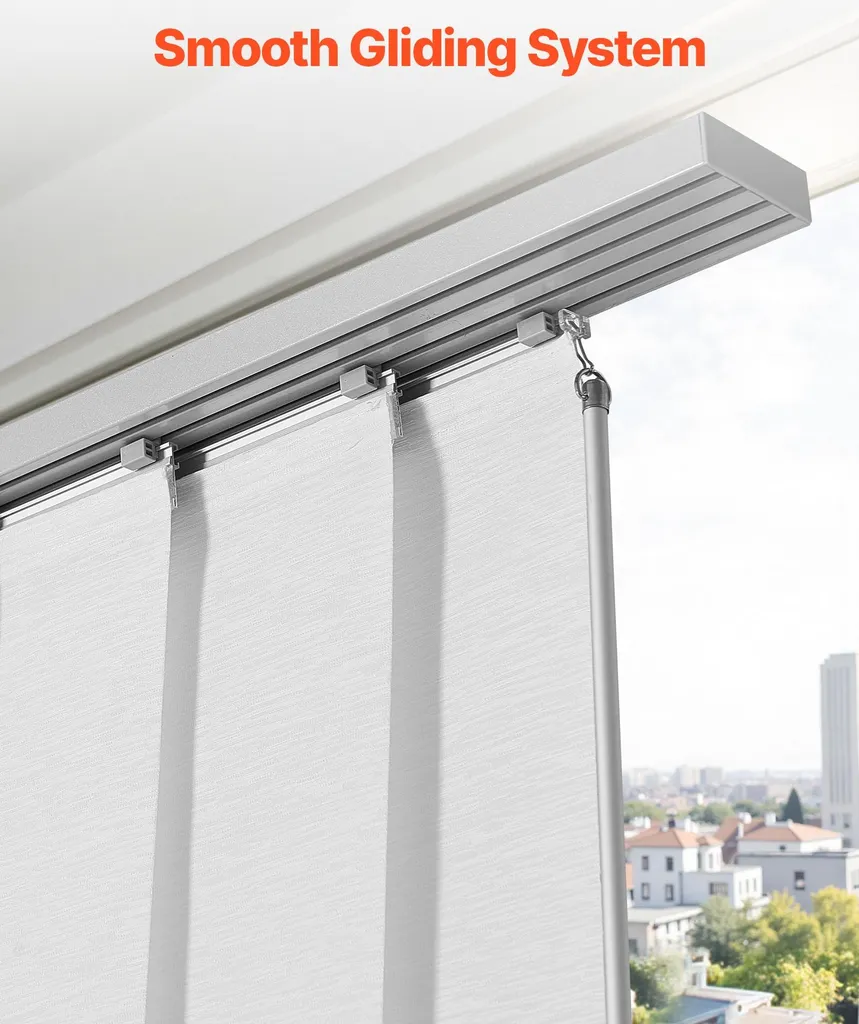 Rideaux à Panneaux Blancs pour Baie Vitrée Solution Rail Extensible