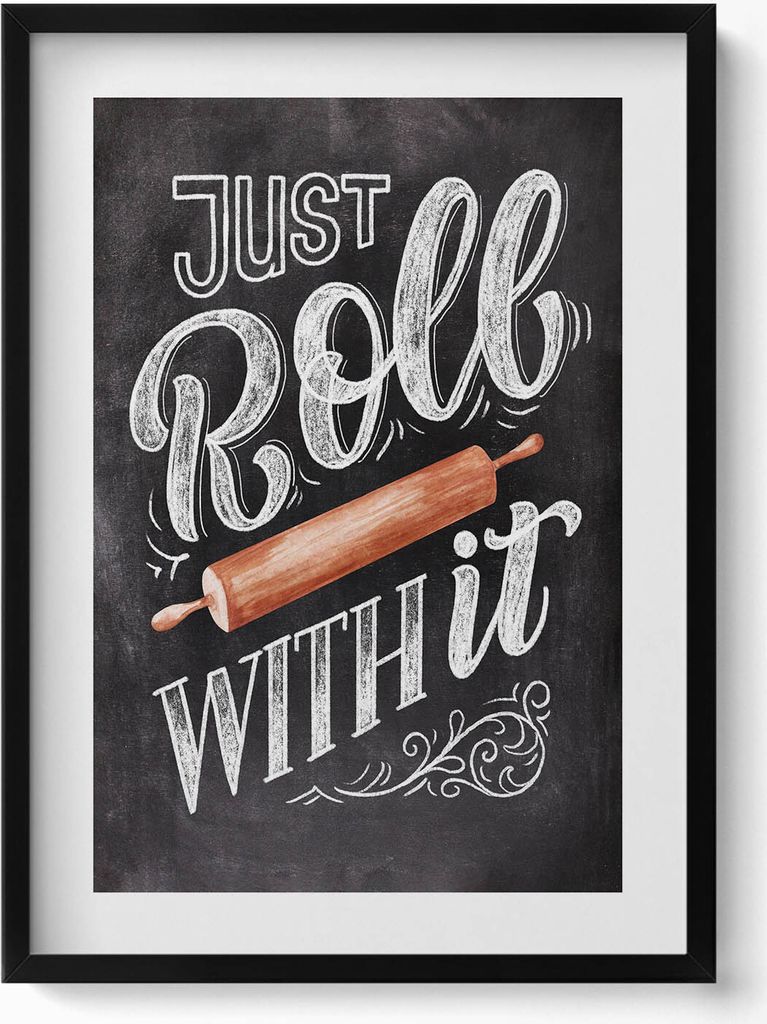 Dekorativer Schriftzug für die Küche „Just roll with it“– Wandbild mit Rahmen – Gerahmtes Bild – Wanddekoration – 50x70 cm – Schwar...