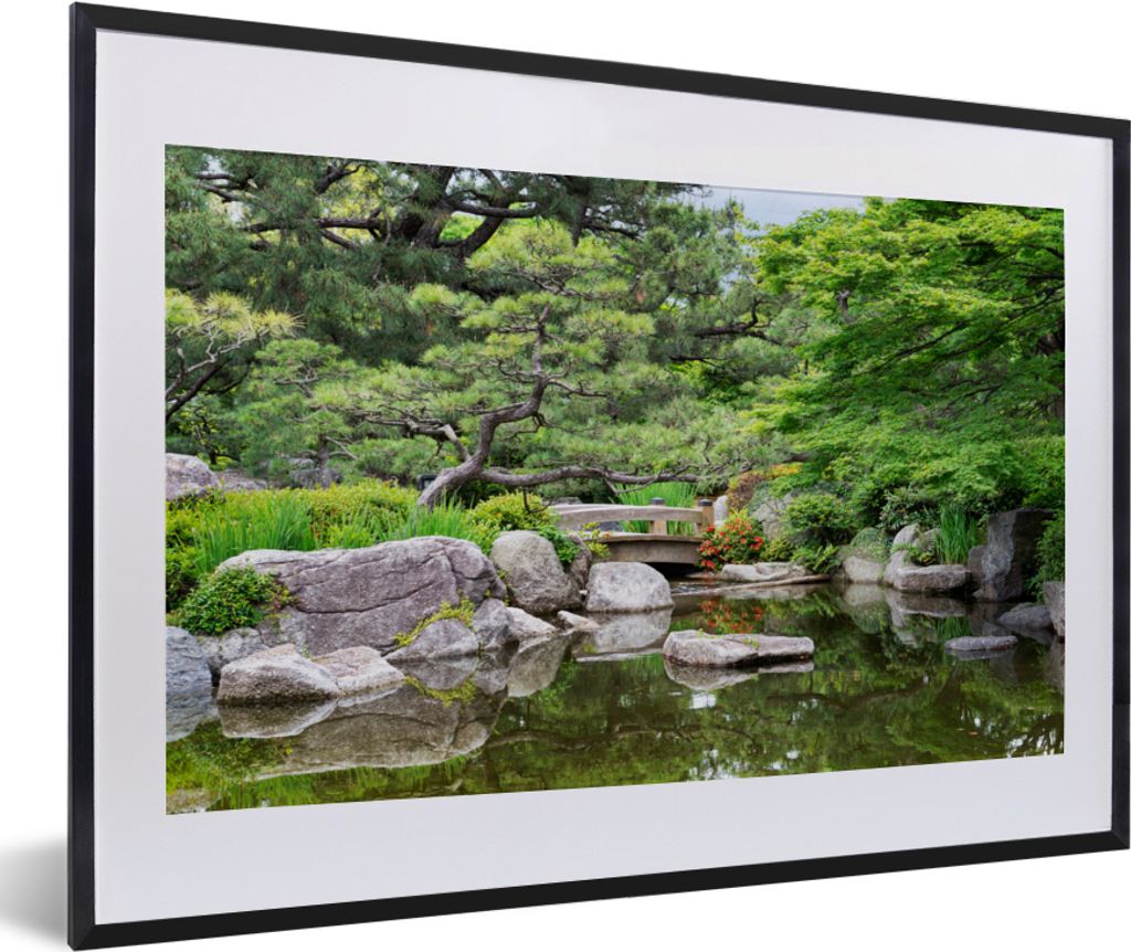 MuchoWow Gerahmtes Poster Japanisch - Natur - Wasser - Steine - Bäume 60x40 cm - Poster mit Schwarzem Bilderrahmen Wandposter Rahmen Foto Bilder...