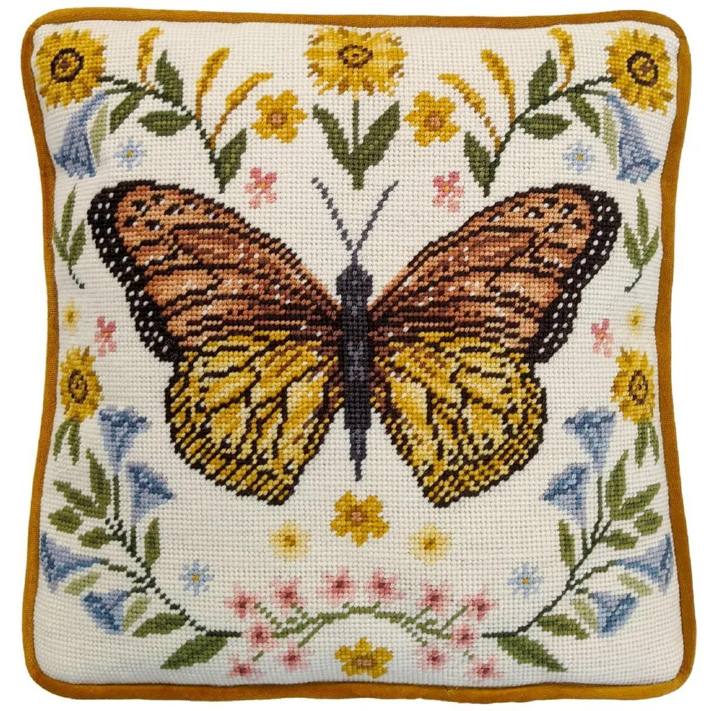 Coussin à Broder au Point de Croix Papillon Botanique Gobelin 36cm