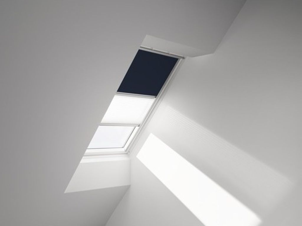 VELUX Vorteils-Set Verdunkelungsrollo uni dunkelblau und Produktbild 