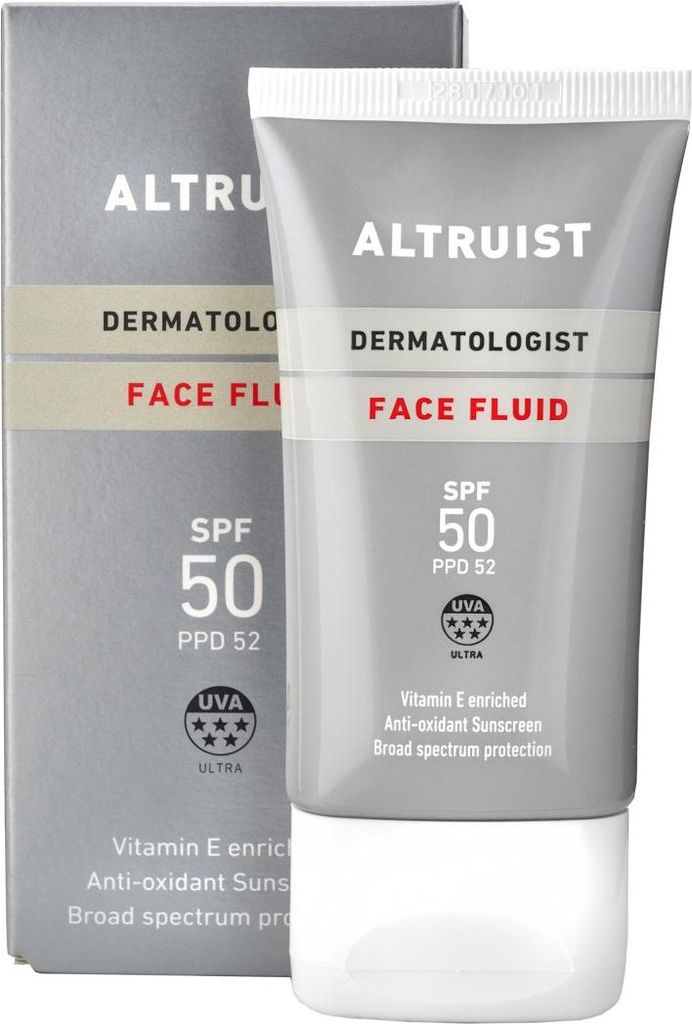 A product shot of a sunscreen tube and its packaging.
