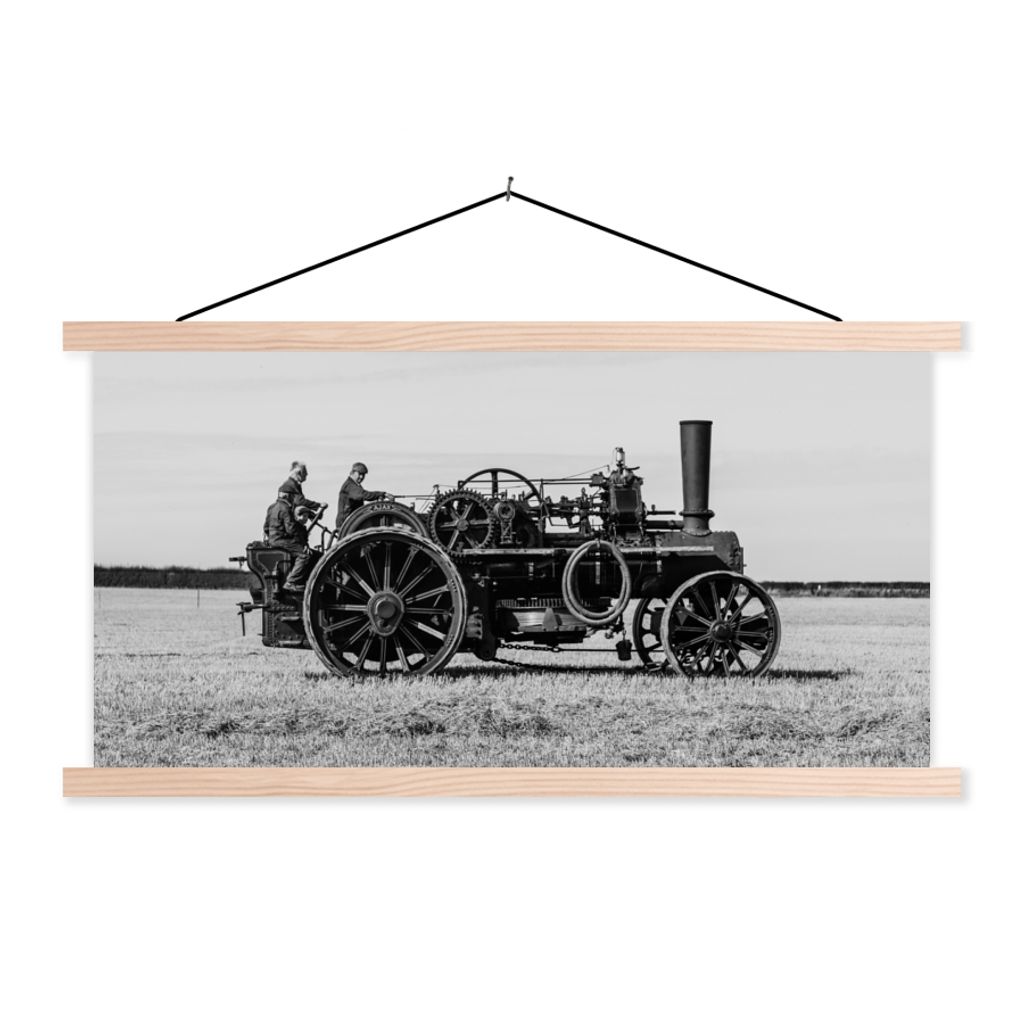 MuchoWow Textilposter Traktor - Schwarz - Weiß - Bauernhof - Vintage 60x30 cm mit holzfarbenen Rahmen - Dekoration