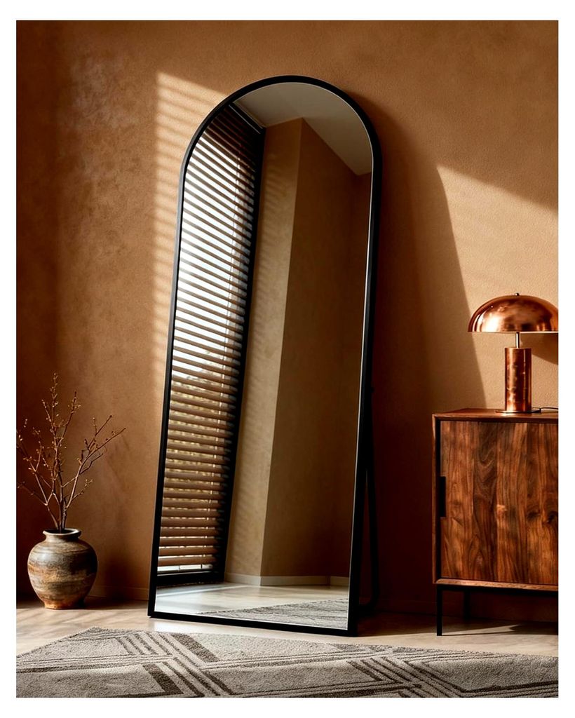 Großer Ganzkörperspiegel – 180 x 66 cm Gewölbter Standspiegel mit mattschwarzem Aluminiumrahmen, Für Tür- oder Wandmontage, Modernes Design