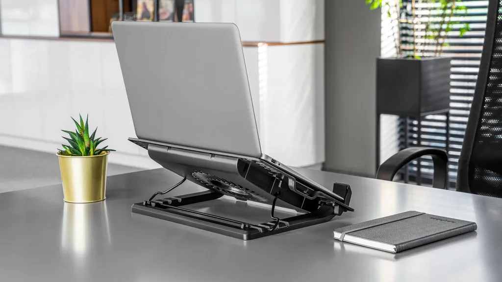 Refroidisseur PC Rebel 14-17 pouces avec ventilation silencieuse LED