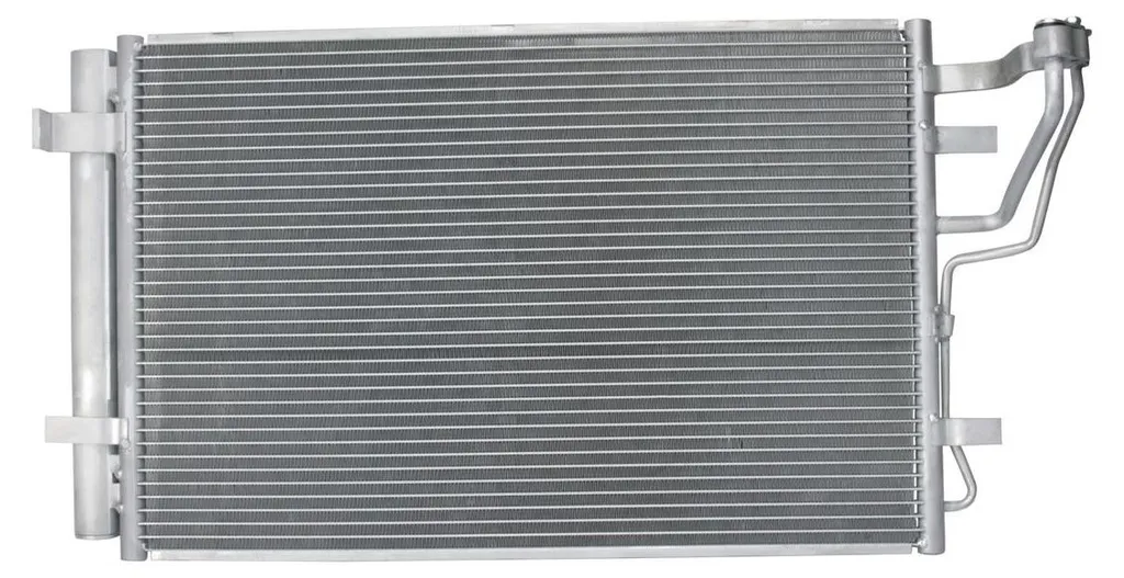 Stop aux fuites de clim : Condenseur Bosch 608x391 mm pour Kia Cee'd