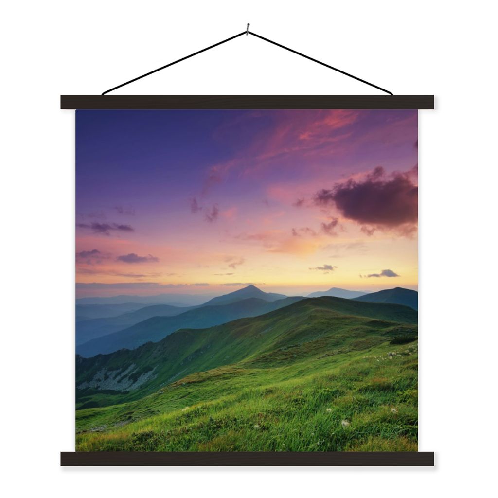 MuchoWow Textilposter Berg - Gras - Landschaft - Abend 40x40 cm mit schwarzem Rahmen - Fotos