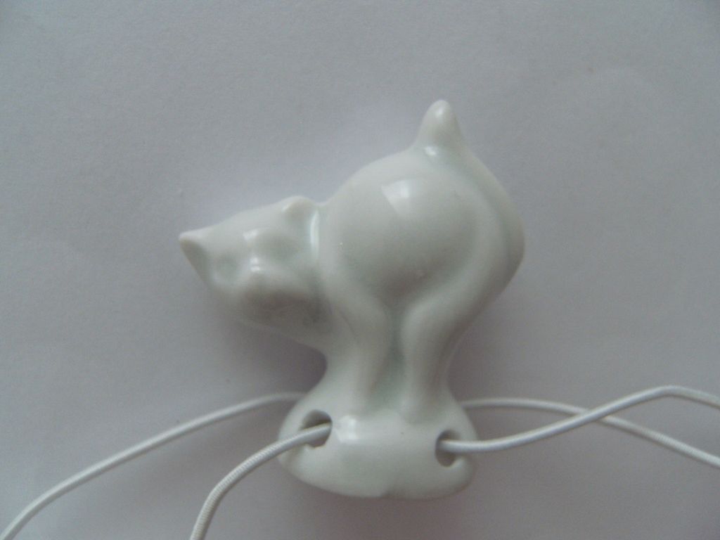 Porzellan Tropfenfänger Katze, Buckel, weiß, für Kaffee- oder Teekannen, Figur Tier Kätzchen