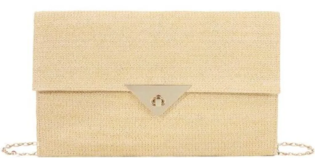 Sac en raphia tissé chic et finitions dorées pour les fêtes