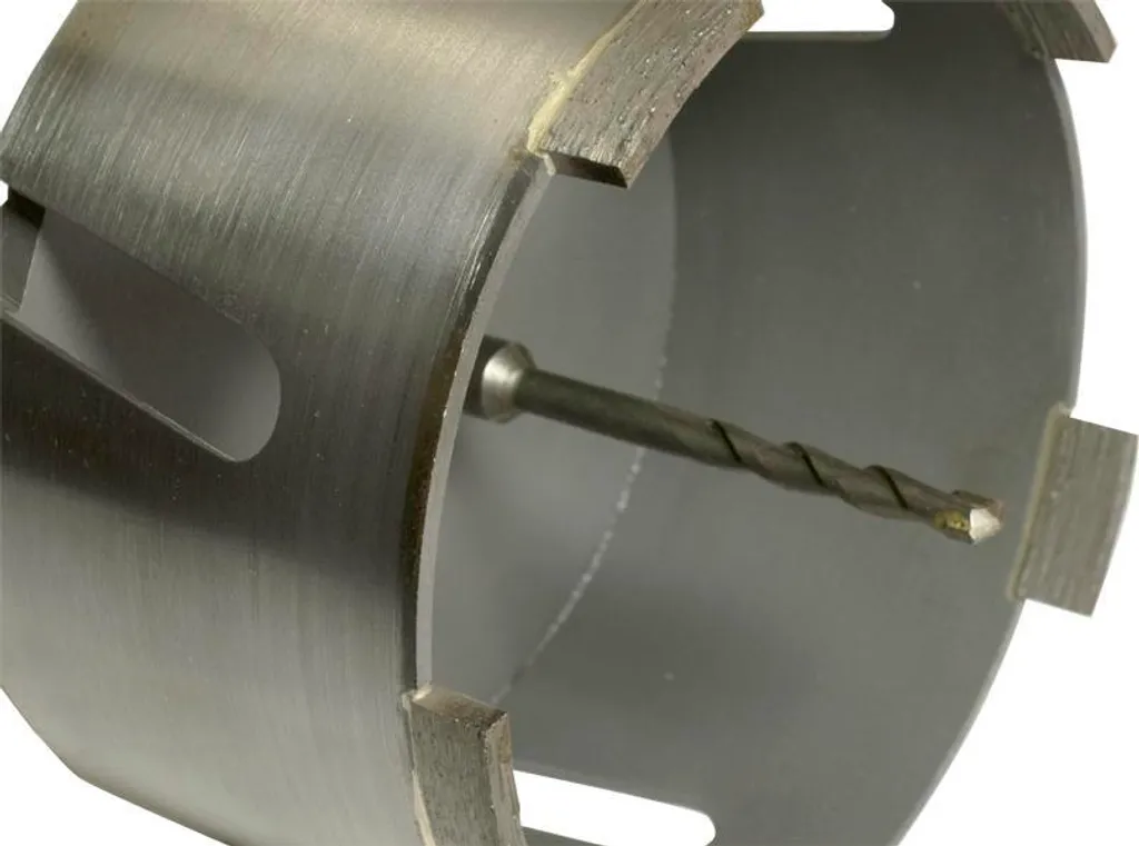 Couronne de forage 112 mm : percer le béton sans changer de perceuse