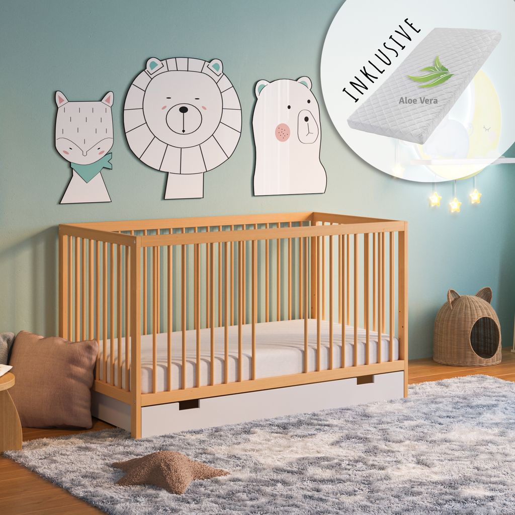 Babybett Kinderbett Gitterbett höhenverstellbar & herausnehmbare Sprossen Holz mit Schublade und Matratze natur 70x140 cm von Geburt bis 6. Lebens...