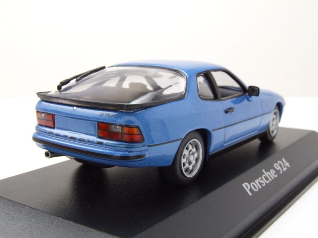 Maxichamps 940062122 Porsche 924 1976 blau metallic 1:43 Produktbild 3
