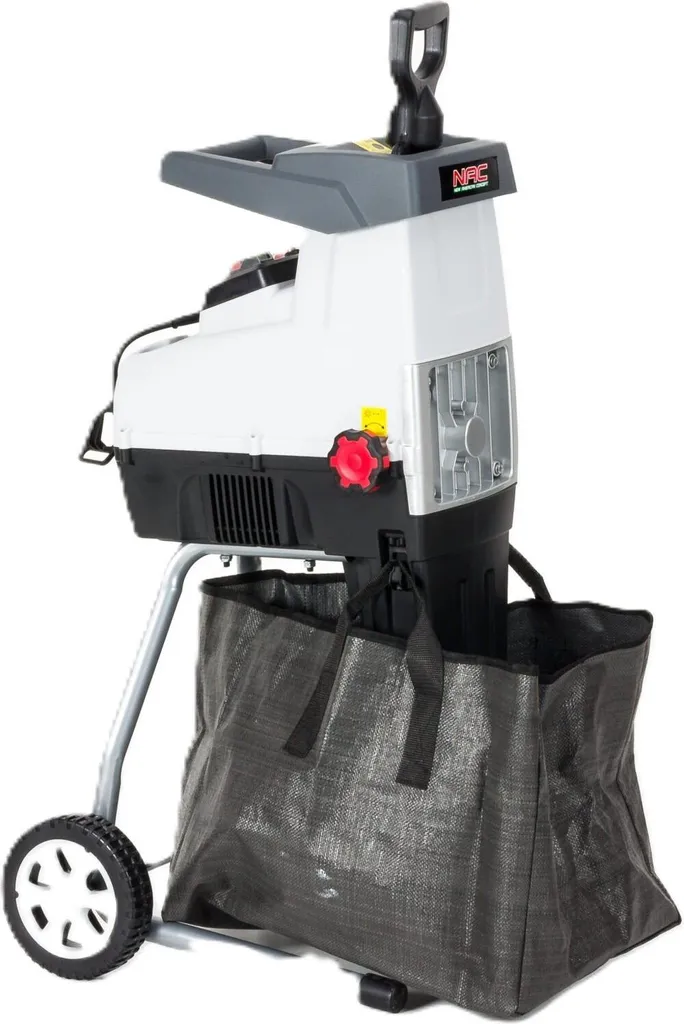 Finissez-en avec l'encombrement grâce au destructeur NAC 2800W SHE280S-BA