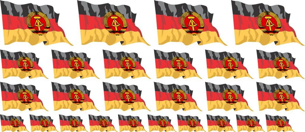 Mini Aufkleber Set - Pack wehend - 4x 51x31mm+ 12x 33x20mm + 10x 20x12mm- selbstklebender Sticker - DDR Flagge / Banner / Standarte fürs Auto, Bü...