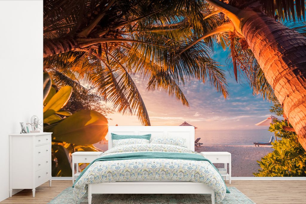 MuchoWow Fototapete für Wohnzimmer oder Schlafzimmer Wandtapete Vinyl Motivtapete Sonnenschirm - Stühle - Strand - 390x260 cm - Papiertapete