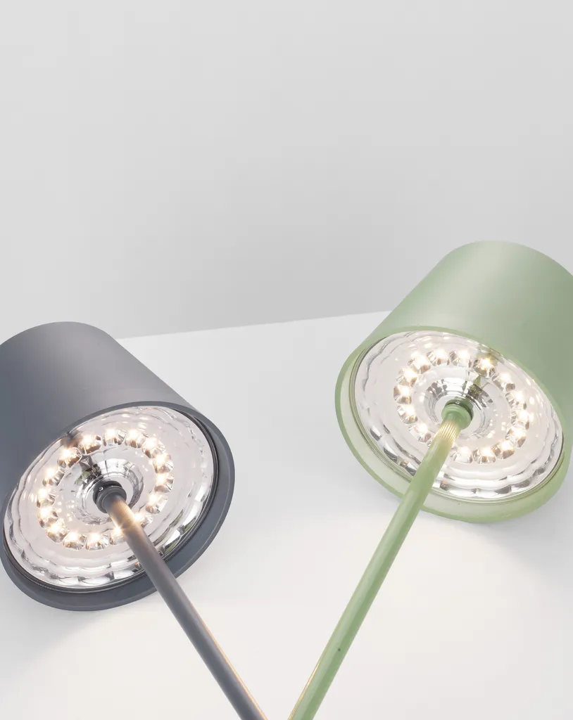 Offerta Lampada SEINA Nova Luce: LED Ricaricabile IP54 Prezzo Top