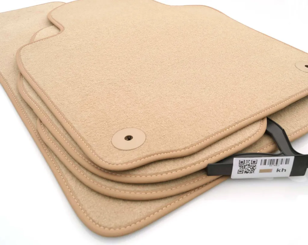 Tappetini VW Passat 3C B6 B7 CC Moquette Beige Velluto 4 Pezzi NUOVO