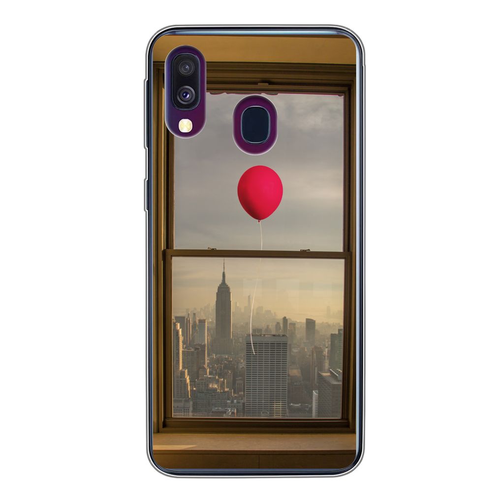 MuchoWow Handyhülle Schutzhülle Hülle für Samsung Galaxy A40 Roter Ballon fliegt an Fenster in New York vorbei Silikon Softcase Handy Hülle ...