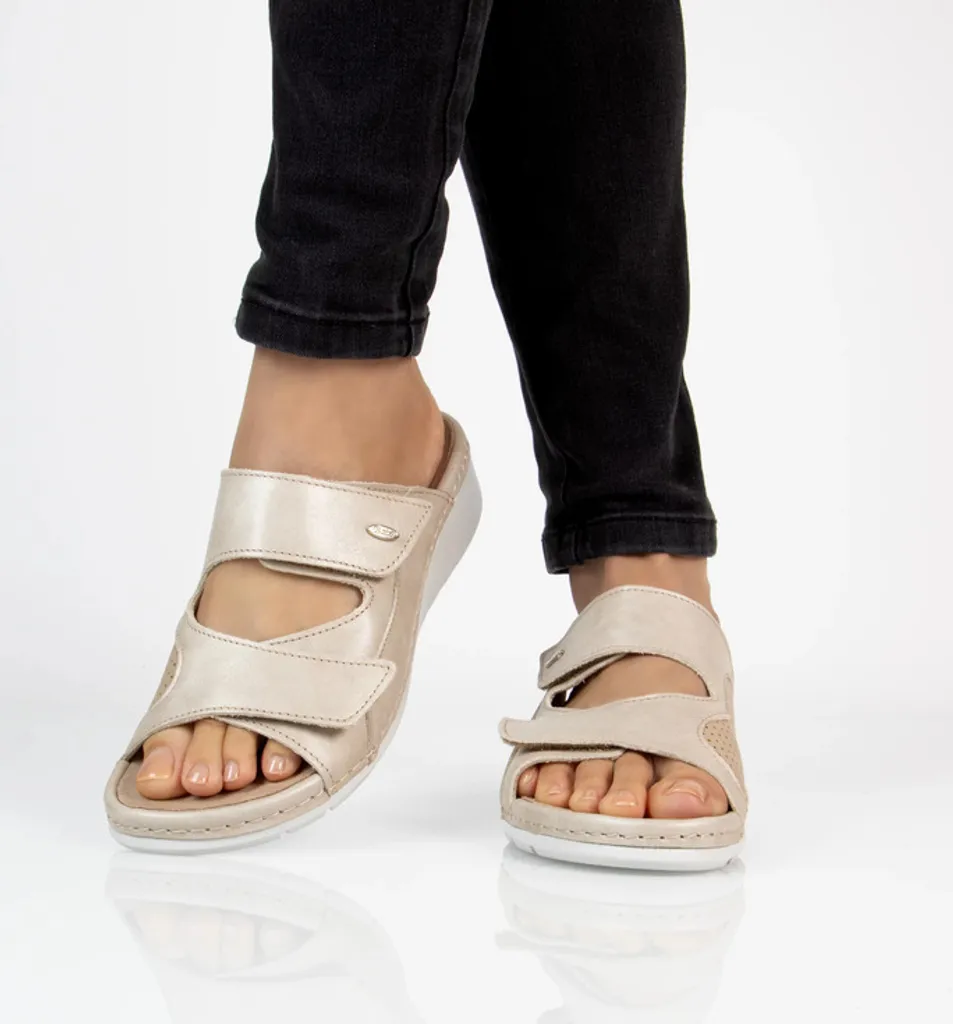 Tongs en cuir beige pour femmes BATZ TRUDI confortables