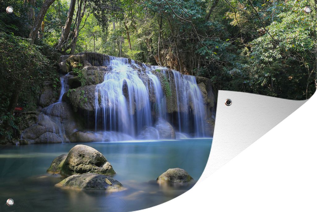MuchoWow 90x60 cm Outdoor-Poster Gartendeko Sichtschutz Garten Poster für den Garten Felsen unter den Wasserfällen des Erawan-Nationalparks