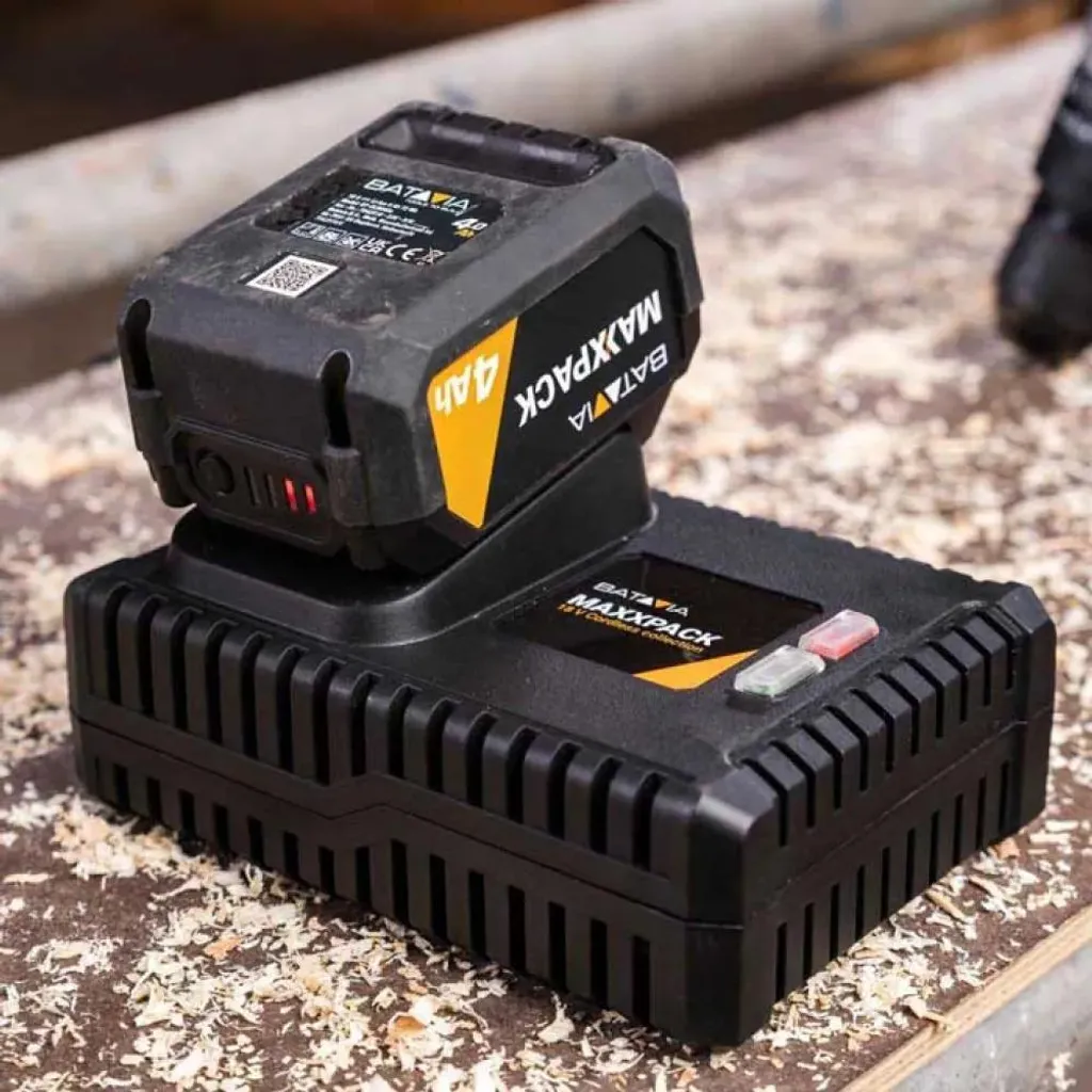 Station de charge rapide Maxxpack 18V 4A compatible batteries Batavia - 4