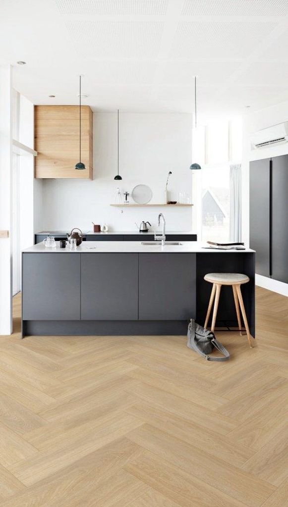 Panele winylowe SPC LVT z podkładem Dąb Tucker Beige Klasa Zdjęcie produktu 