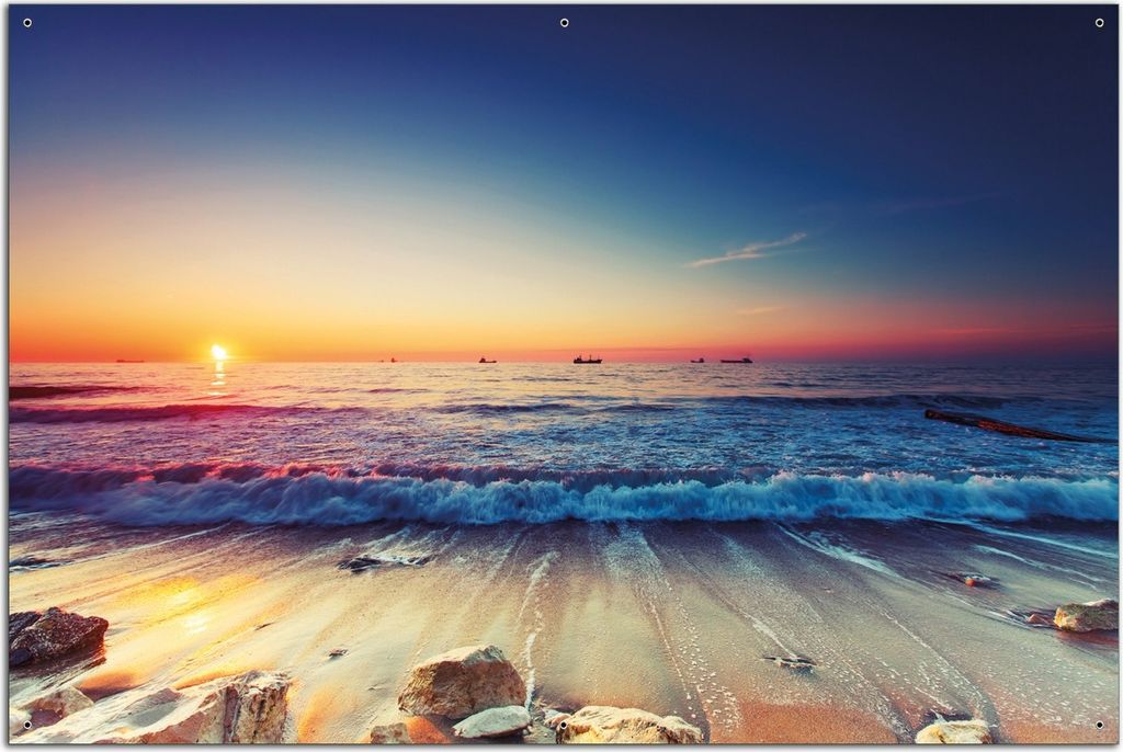Wallario Outdoor-Poster für Garten oder Balkon, Motiv Sonnenuntergang am Meer mit Wellen am Strand, in ca. 61 x 91,50 cm