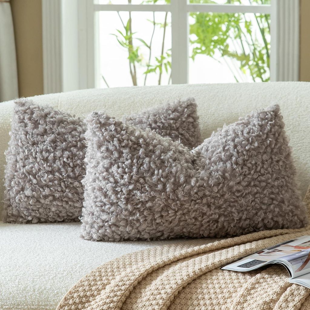 Set mit 2 Kissenbezügen 30x50 cm, taupefarbenes Bouclé-Kunstfell, dekoratives Sherpa-Fleece, dicke, flauschige Kissenbezüge für Sofa, Sessel, B...