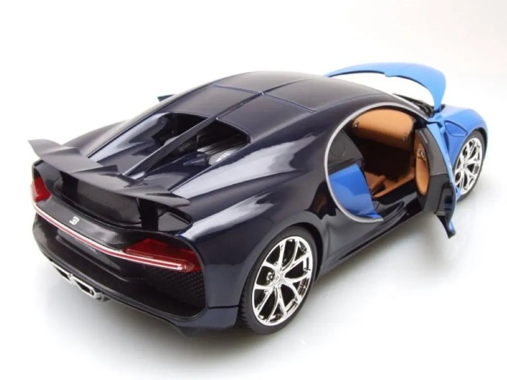 Bugatti Chiron Bburago 1:18 Plus Bleue - Finitions Détails et Portes Ouvrantes - 11