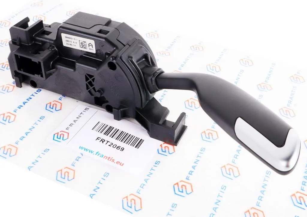 Commutateur automatique MCP 2400FN pour groupe électrogène et solaire