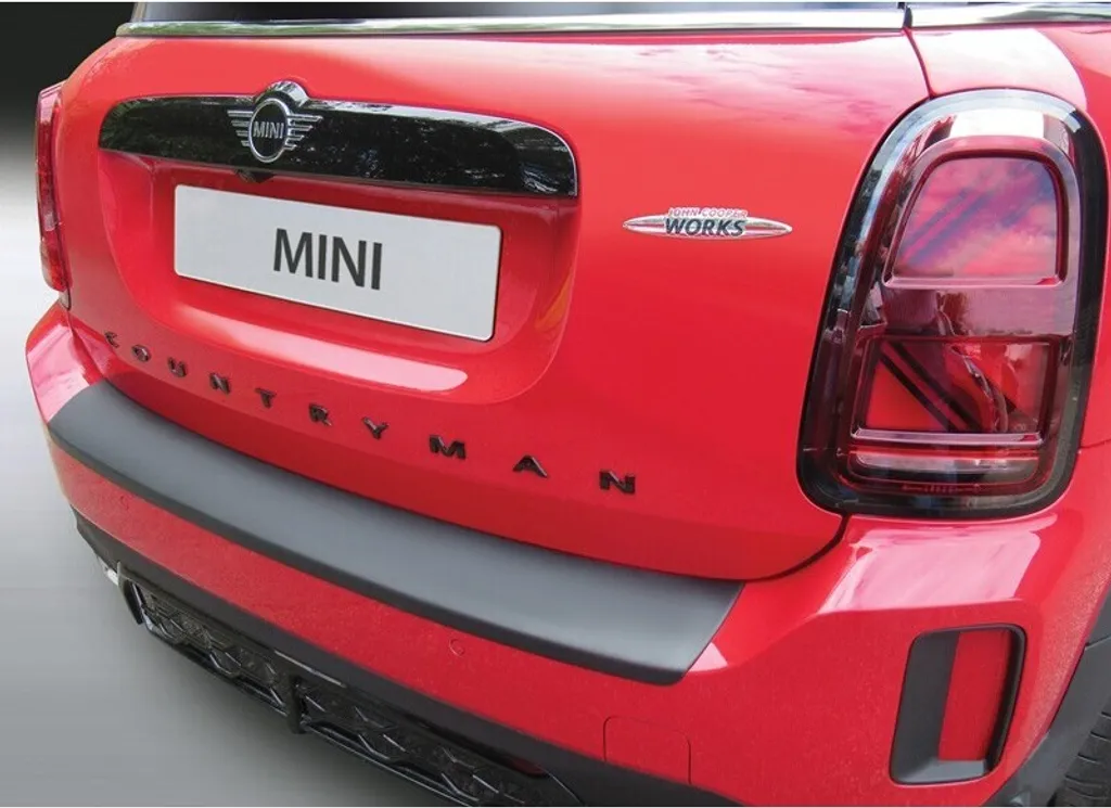 Évitez les rayures de coffre sur MINI Countryman F60 avec le seuil RGM