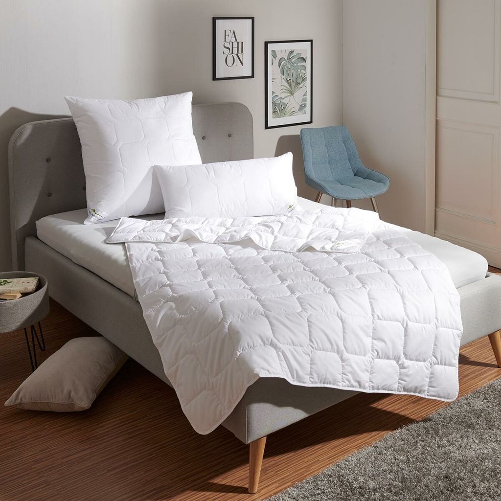 Traumschlaf Thinsulate Sommerdecke leicht, Füllung: 100% 3M Thinsulate Faser 135x200 cm